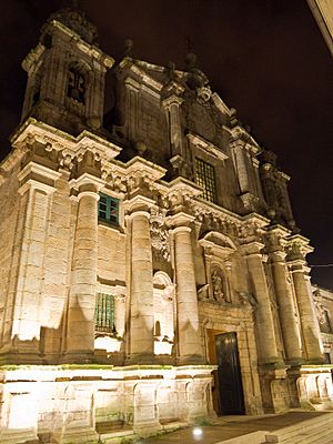Archivo:Igrexa de San Bartolomé, Pontevedra.
