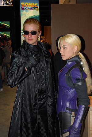 Archivo:Jill and Wesker PAX 2010