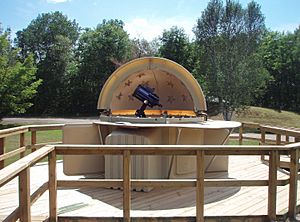 Archivo:Killarney Provincial Park Observatory Day