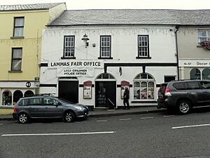 Archivo:Lammas Fair Office, Ballycastle (geograph 4630804)