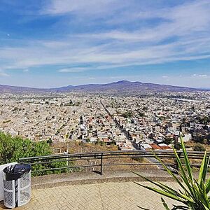 Archivo:Mirador Uriangato