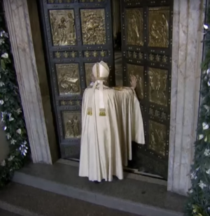 Archivo:Opening of the Holy Door 2015