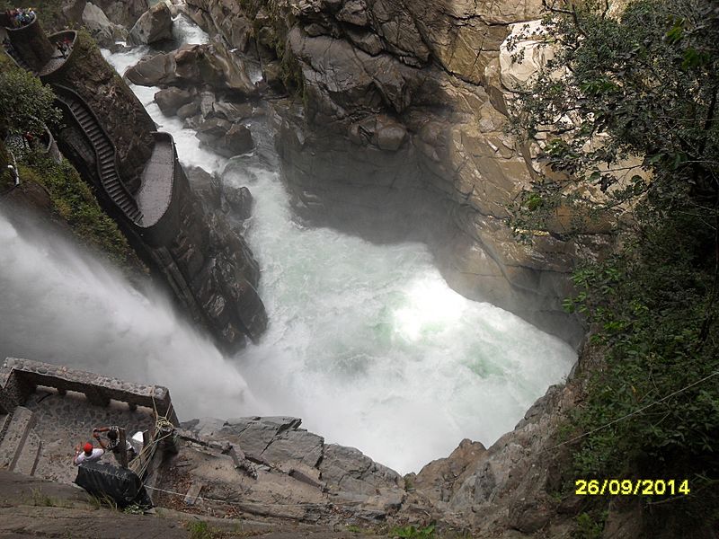 PAILON DEL DIABLO - panoramio