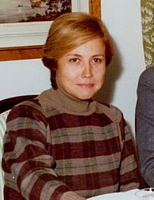 Rosa Posada 1980 (cropped).jpg