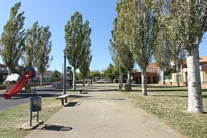 Archivo:Santibáñez de Vidriales, parque
