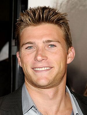 Archivo:Scott Eastwood
