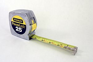 Archivo:Stanley PowerLock tape measure