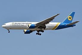 Ukraine International Airlines, UR-GOC, Boeing 777-28E ER (49593671526).jpg