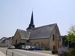 Azé église St-Saturnin.JPG