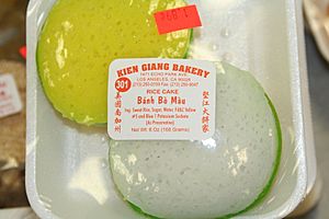 Archivo:Bánh Bò Màu rice cake