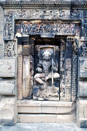 Archivo:Bhuvanesvar2 002