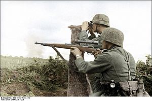 Archivo:Bundesarchiv Bild 101I-216-0417-19, Russland, Soldaten in Stellung Recolored