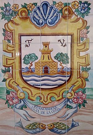 Archivo:Escudo Antiguo de Benalmádena