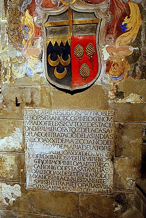 Archivo:Escudo de los Pinelo y lápida de Francisco Pinelo en la capilla del Pilar (Catedral de Sevilla)