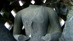 Archivo:Headless Buddha