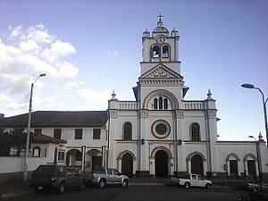 Archivo:Iglesia matriz de San Bartolomé
