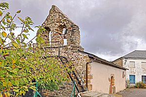 Archivo:Iglesia parroquial de Villaviciosa de San Miguel frontal
