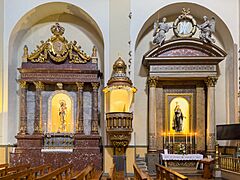 Interior of the Church of San Lorenzo, Pamplona 03
