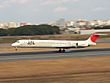 JAL MD-81 (JA8557) landing (393562913).jpg