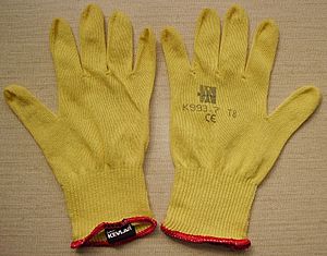 Archivo:Kevlar gloves
