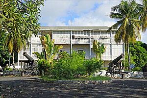 Archivo:La maison du Gouverneur de Mayotte