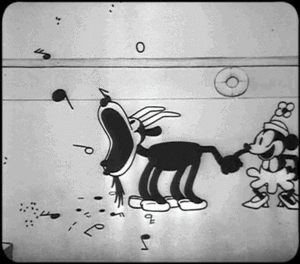 Archivo:Minnie Mouse in Steamboat Willie (1928)