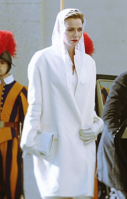 Archivo:Monagesque Princess Charlene at the Vatican