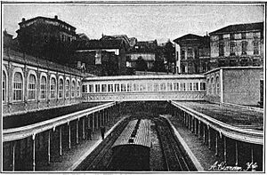 Archivo:OVIEDO. Estación del Vasco en Turismo - Asturias (guía para el turista) (1914), pág. 39