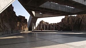 Archivo:Plaza Cultural Arzobispo Bernardino Piñera Carvallo - panoramio