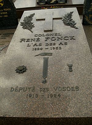 Archivo:RenéFonck-Tombe