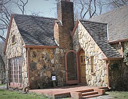 Archivo:Rock House, Mansfield, MO IMG 1756 (2)