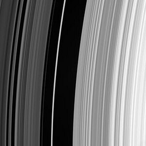 Archivo:Saturn's Huygens gap