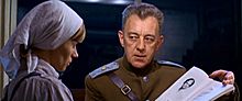 Archivo:Trailer-Doctor Zhivago-Yevgraf and Tonya Komarovskaya