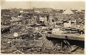 Archivo:1925tornado-p2o-b