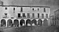 1927-01-29, La Esfera, Cómo debemos ver España.—Las calles de Llerena (p. 11), Luis Bello (cropped) La plaza de la Constitución, de Llerena
