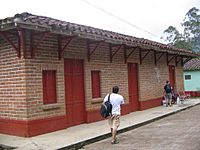 Archivo:Antigua estación del tren-Amagá