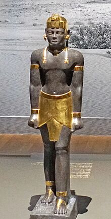 Aspelta statue reconstruction, with Egyptian headdress.jpg