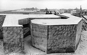 Archivo:Bundesarchiv Bild 101I-292-1276-12, Nordfrankreich, Atlantikwall, Bunkerbau