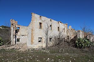 Archivo:Castillo de Recena 24J 05
