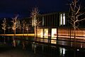 Cmglee Sainsbury Laboratory Cambridge University night