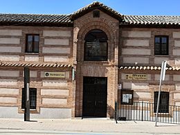 Archivo:Fachada museo la celestina
