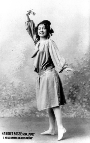 Archivo:Harriet Bosse as Puck 1900