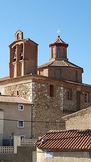 Archivo:Iglesia de San Gil, Villanueva de Jiloca, Zaragoza, España, 2015-09-29, JD 18