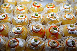 Archivo:Indian Sweets Vark