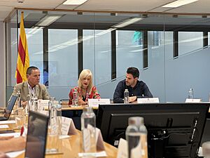 Archivo:La delegada Pilar Díaz presideix el Consell de Direcció de l’Administració Territorial de la Generalitat a Barcelona