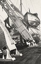 Archivo:Lifeboats of HMHS Britannic