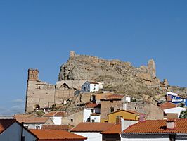 Iglesia de San Miguel y Castillo de Maluenda