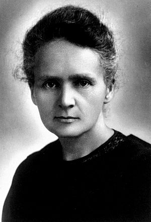 Marie Curie, portrait, 1900.jpg