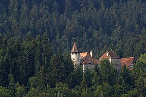 Archivo:Motiers Schloss