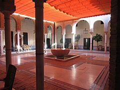 Patio Alcázar (Carmona)